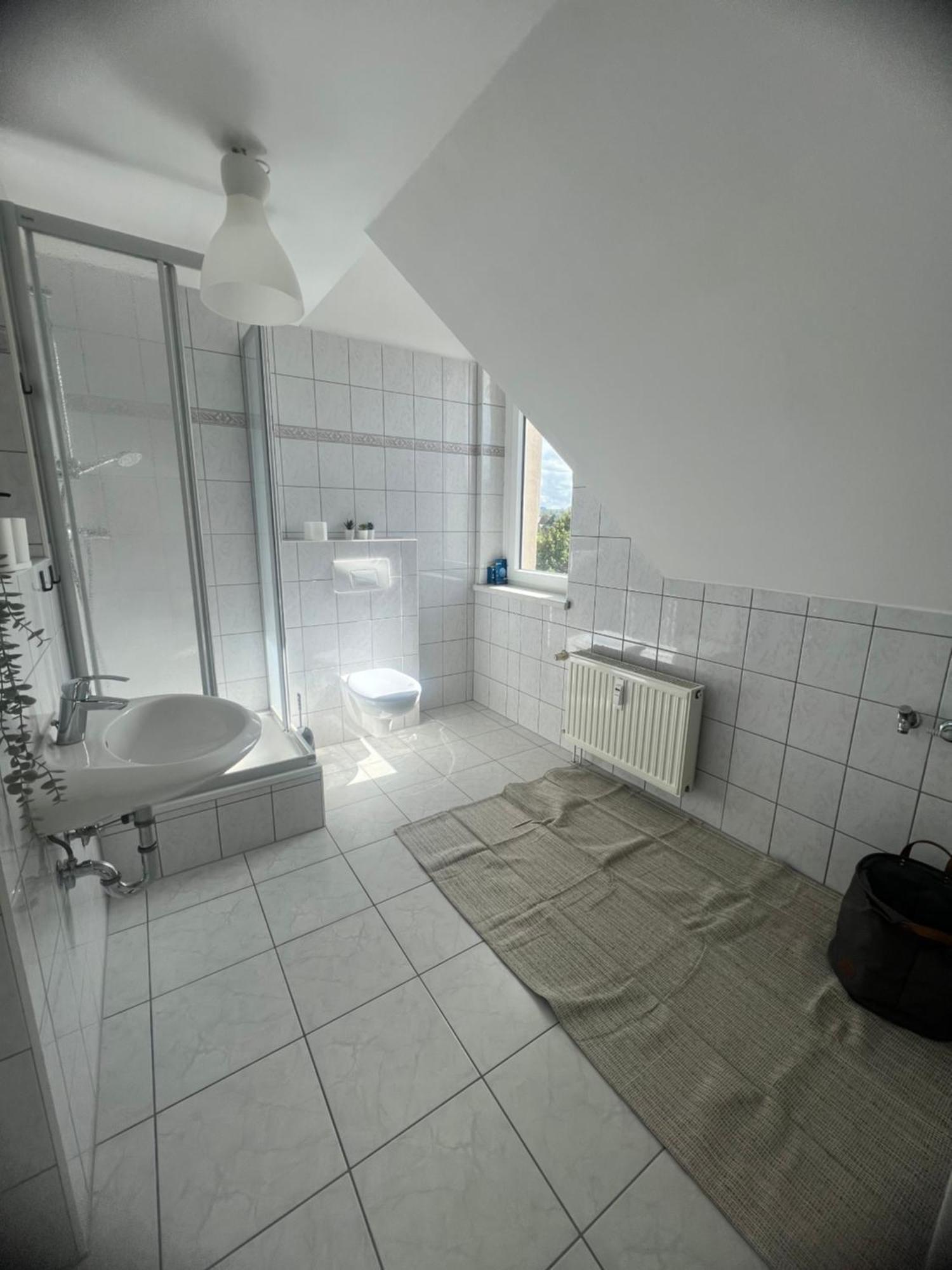 Cozy Work And Stay Pretty Home Chemnitz Exterior foto
